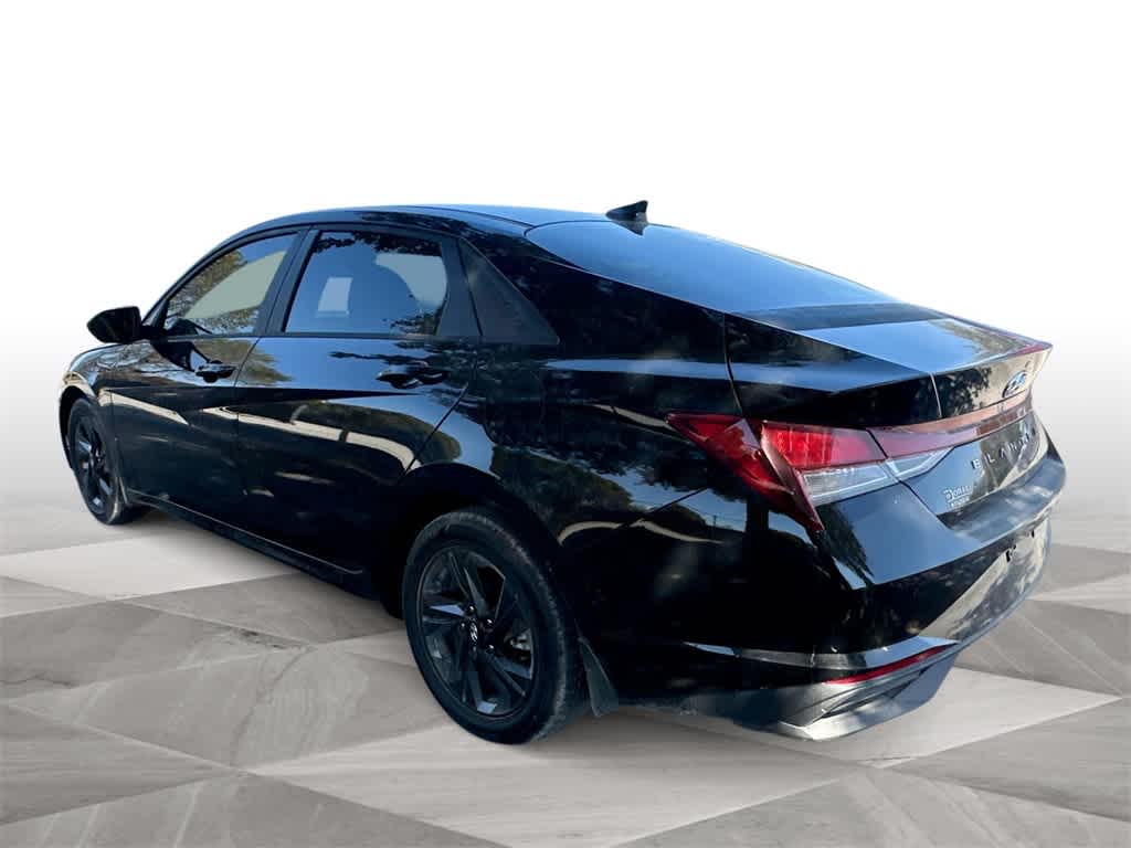 Thumbnail: 2022 Hyundai Elantra - 6