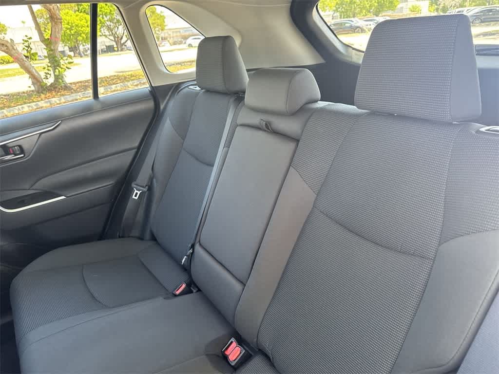 2024 Toyota RAV4 LE 22