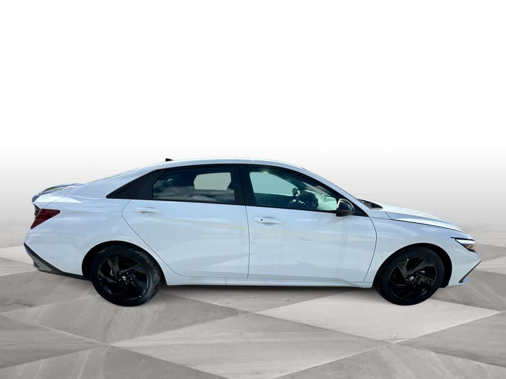 Thumbnail: 2026 Hyundai Elantra - 9