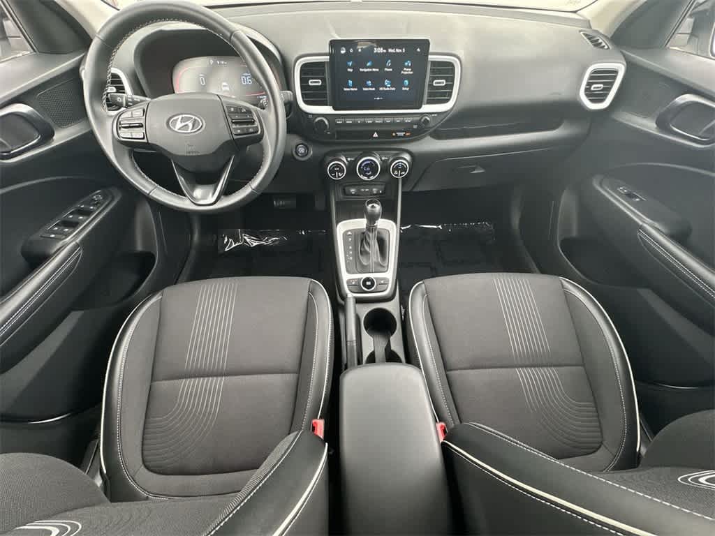 Thumbnail: 2023 Hyundai Venue - 24