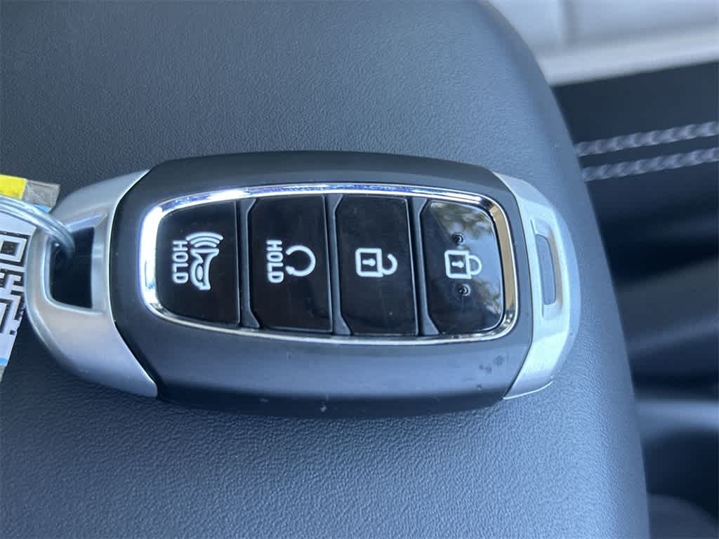 Thumbnail: 2025 Hyundai Venue - 28