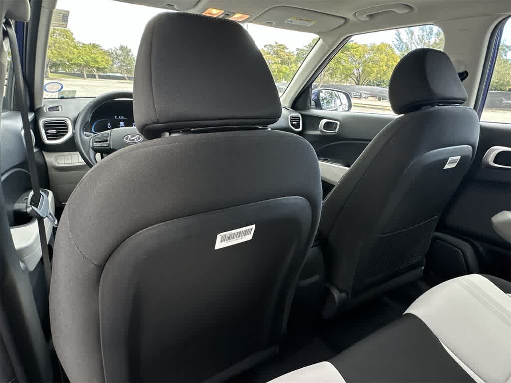 Thumbnail: 2023 Hyundai Venue - 23