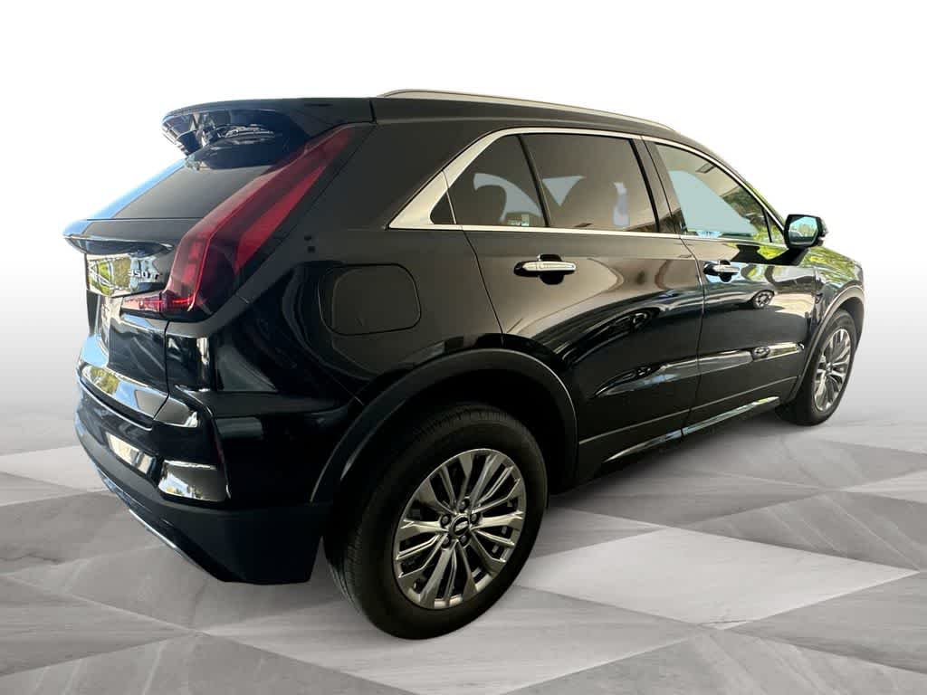 Thumbnail: 2024 Cadillac XT4 - 8