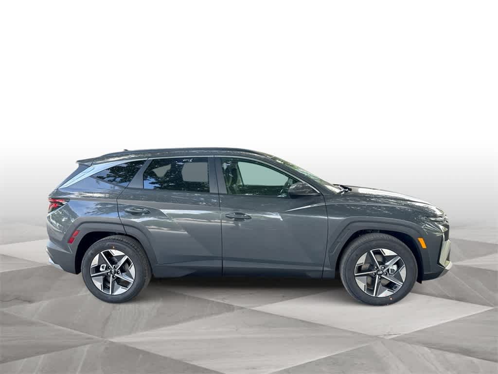 Thumbnail: 2025 Hyundai Tucson - 9