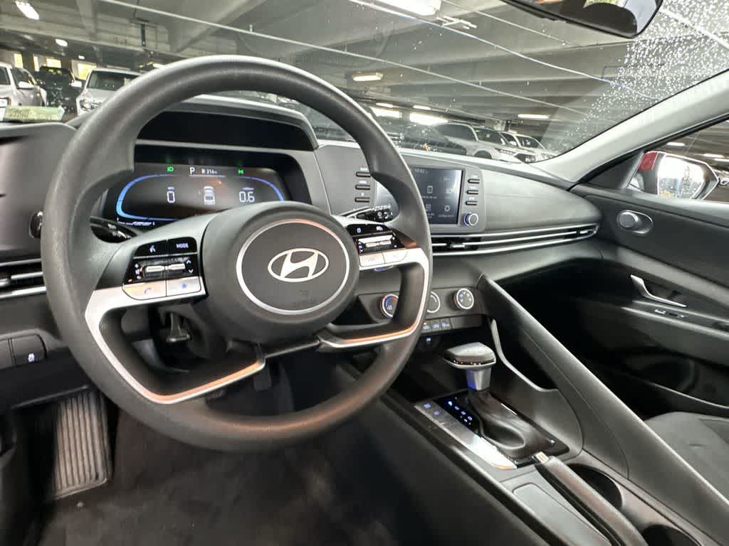 Thumbnail: 2024 Hyundai Elantra - 13