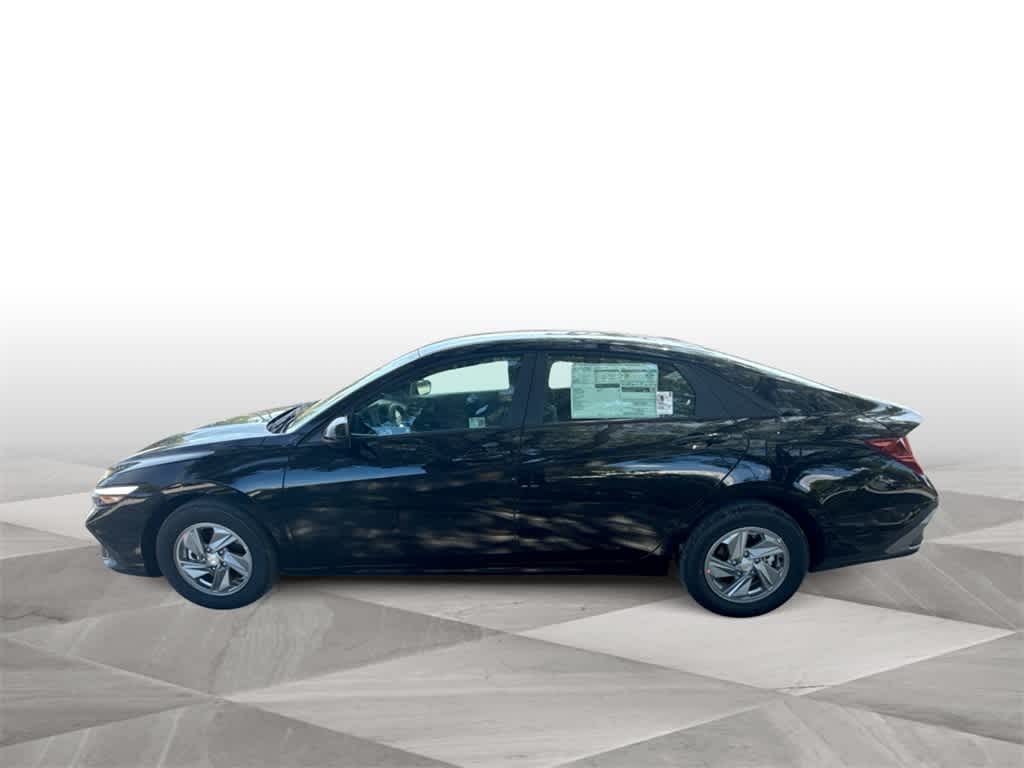 Thumbnail: 2025 Hyundai Elantra - 5