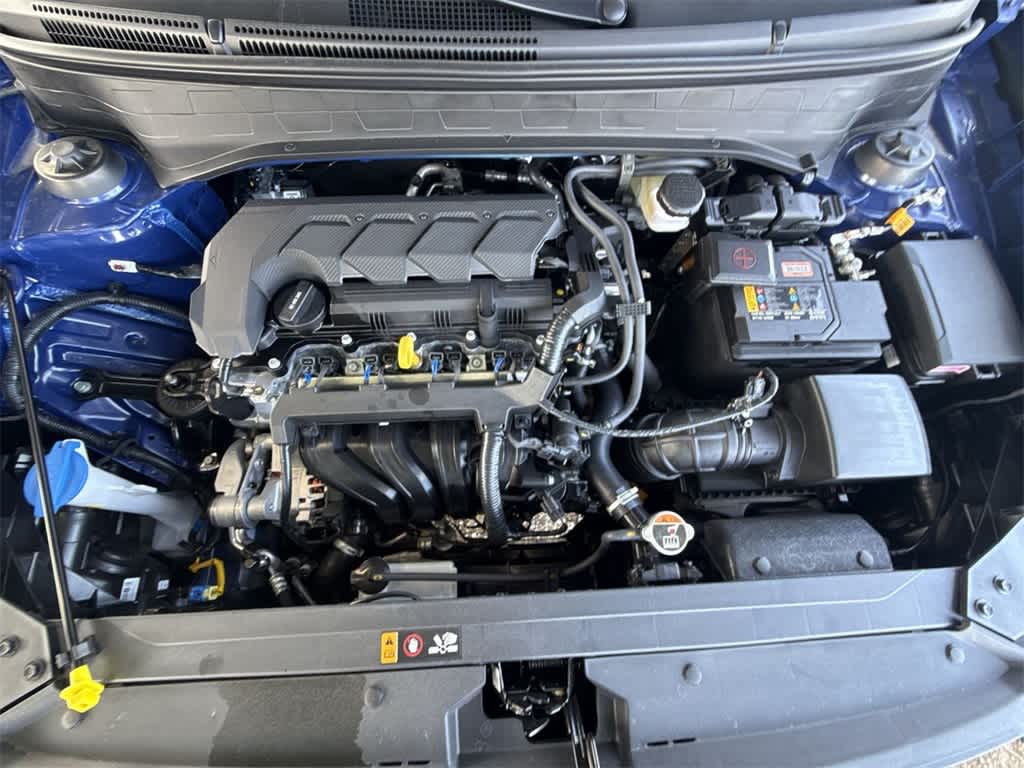 2025 Hyundai Venue SE 12