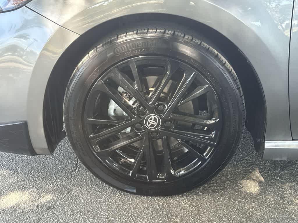 Thumbnail: 2025 Toyota Camry - 11