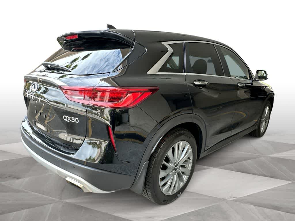 Thumbnail: 2023 INFINITI QX50 - 8