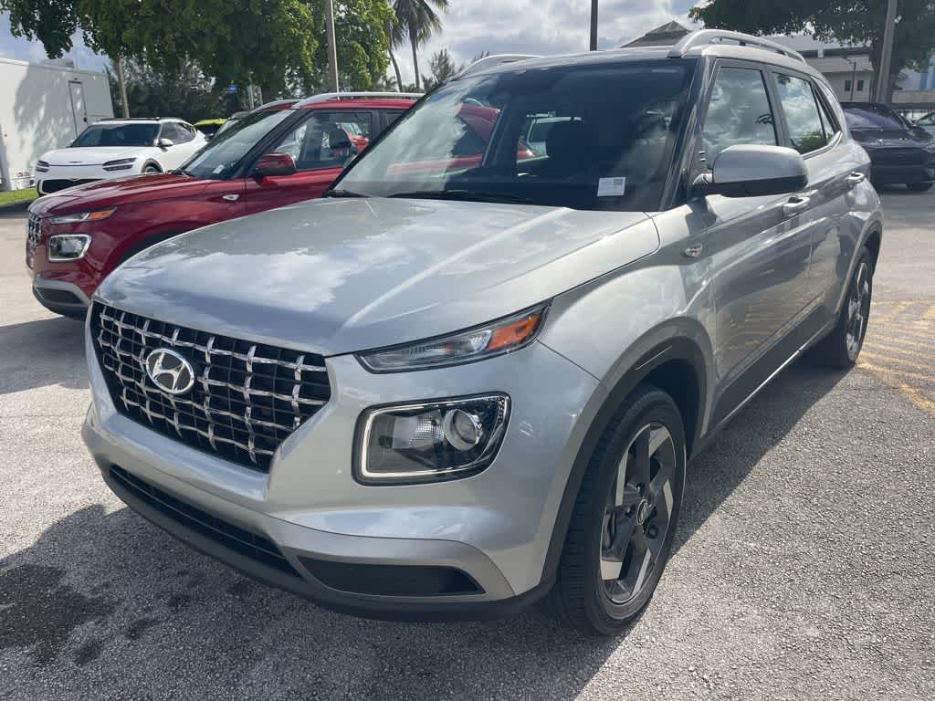 2025 Hyundai Venue SEL -
                  Doral, FL
