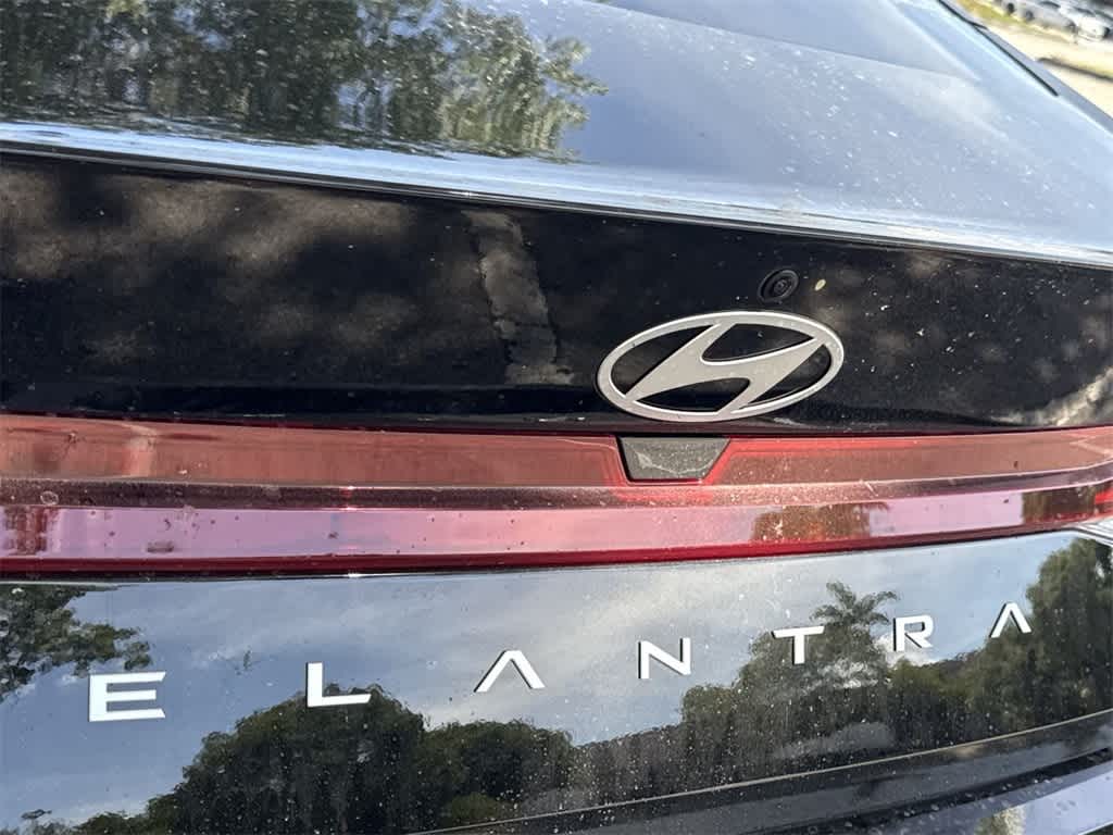 Thumbnail: 2025 Hyundai Elantra - 10