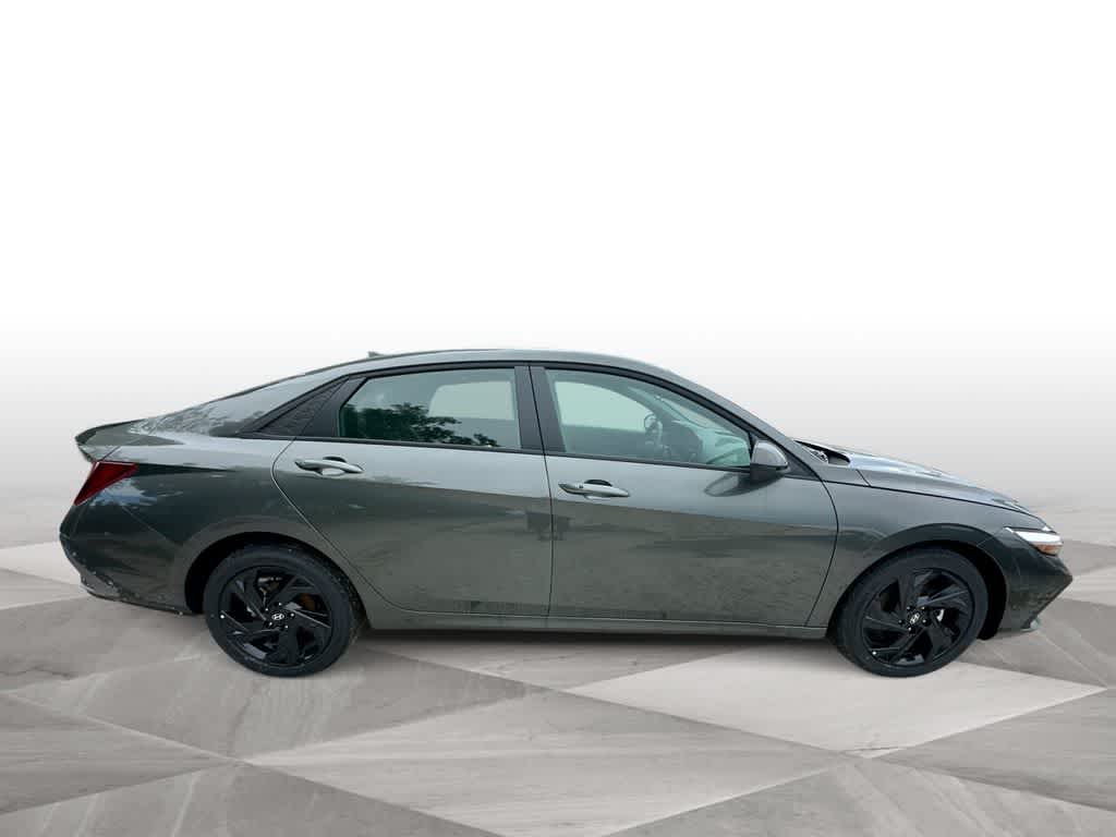 Thumbnail: 2026 Hyundai Elantra - 9