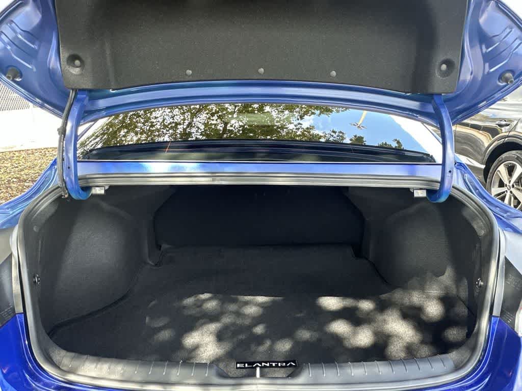 Thumbnail: 2025 Hyundai Elantra - 25