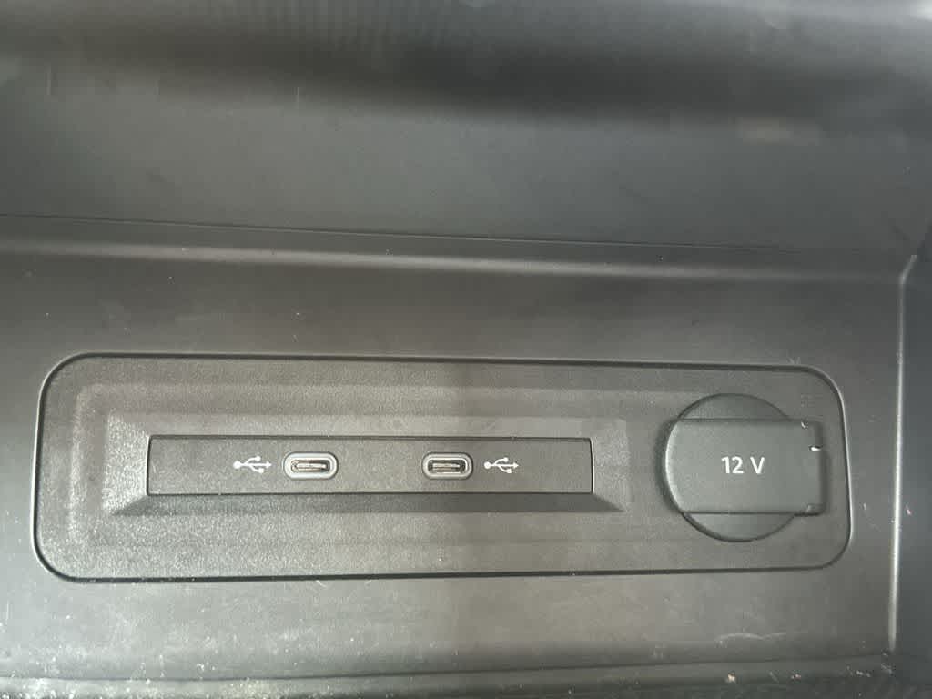 Thumbnail: 2023 Volkswagen Atlas - 17