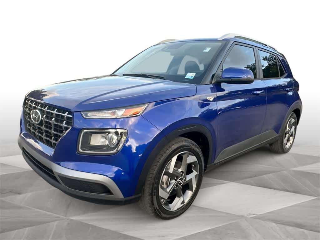 Thumbnail: 2022 Hyundai Venue - 4