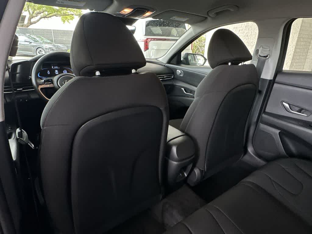 Thumbnail: 2025 Hyundai Elantra - 24