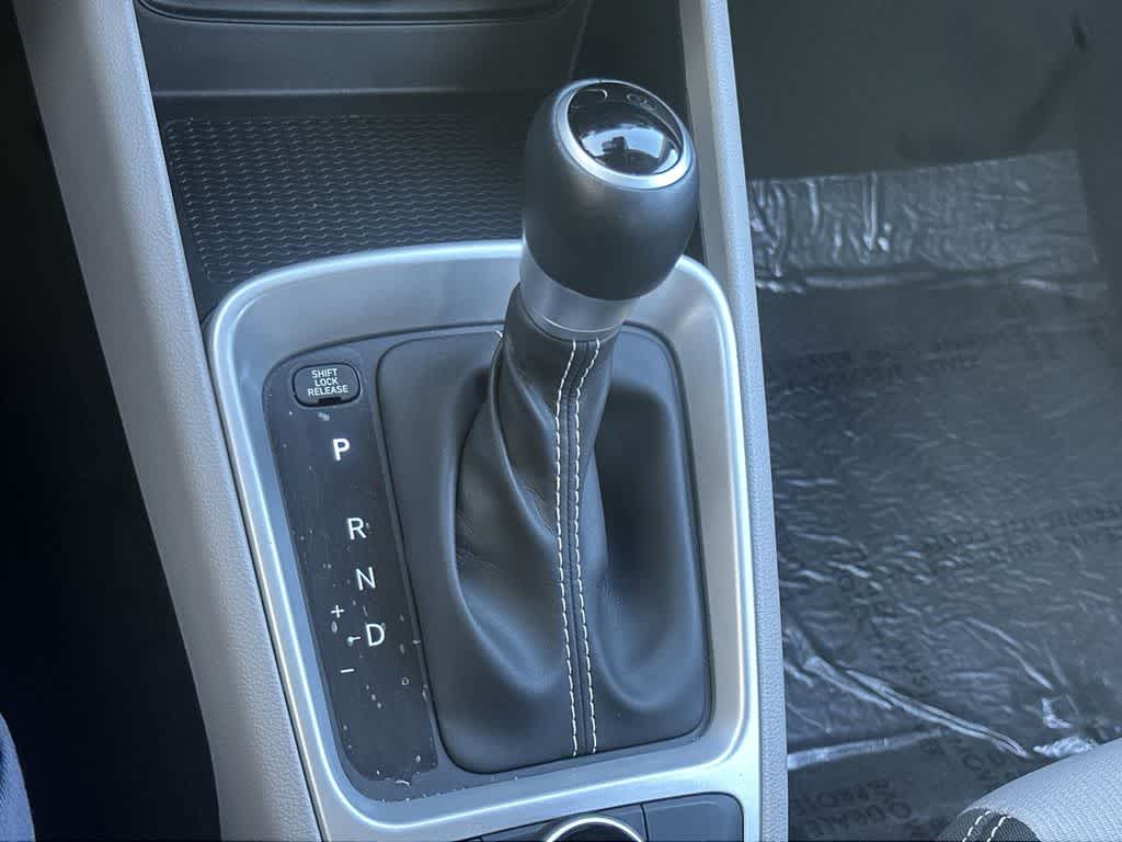 Thumbnail: 2025 Hyundai Venue - 21