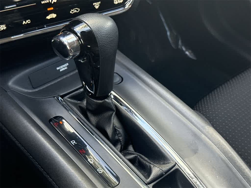 2022 Honda HR-V EX 21