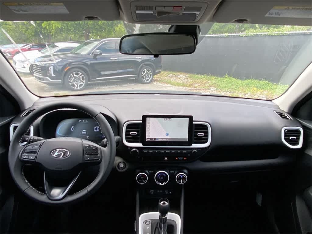 2024 Hyundai Venue Limited 18
