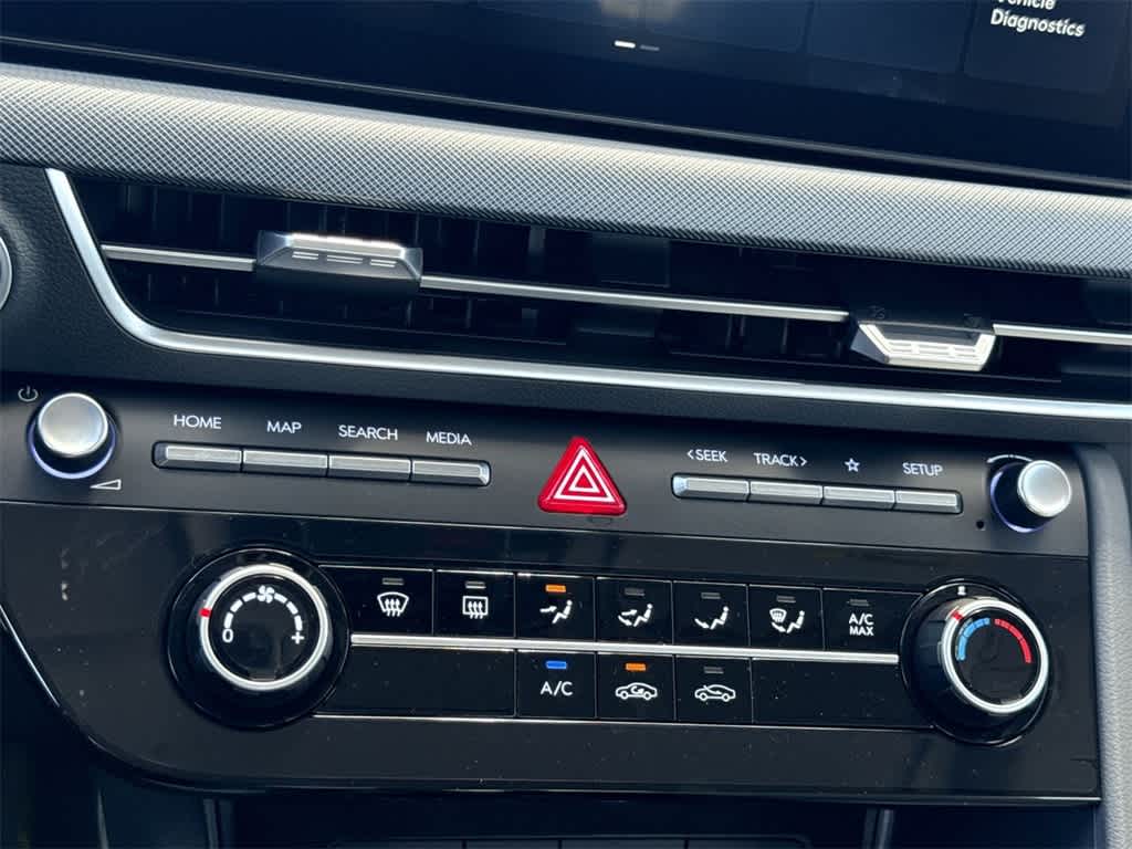 2025 Hyundai Sonata SE 20
