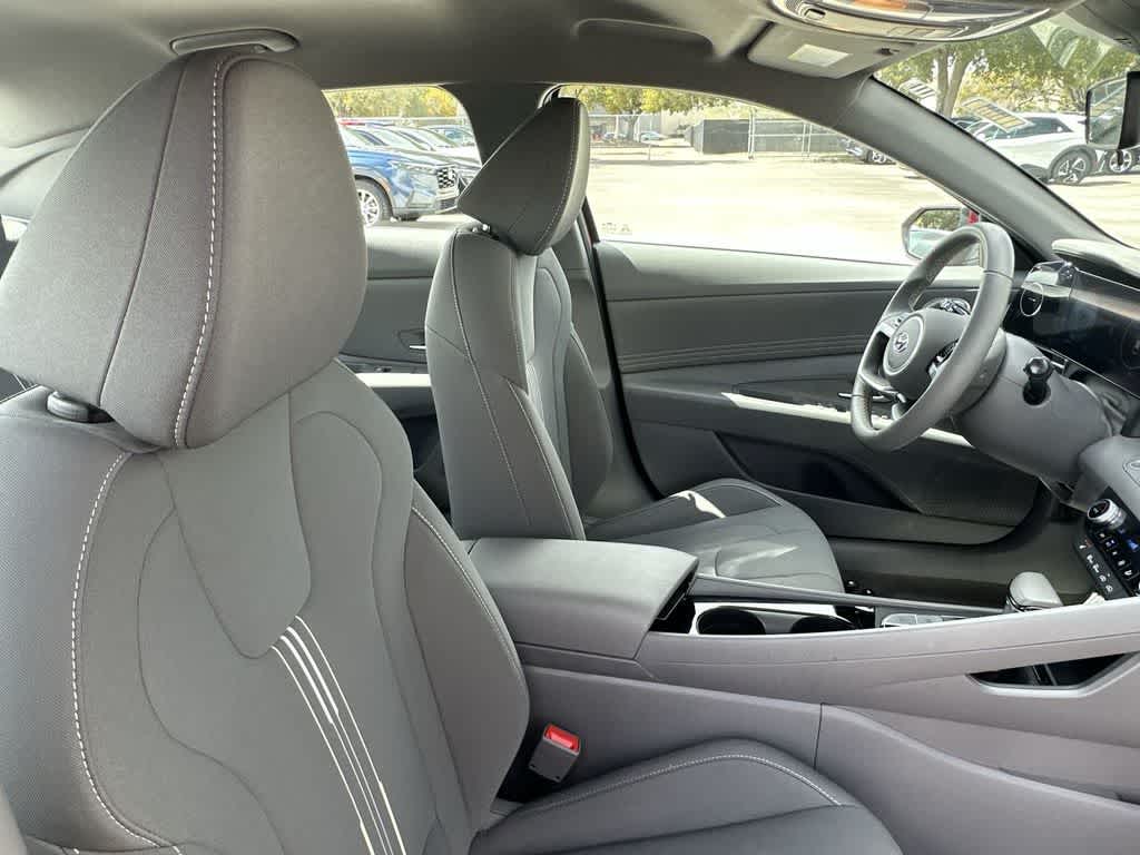 Thumbnail: 2023 Hyundai Elantra - 27