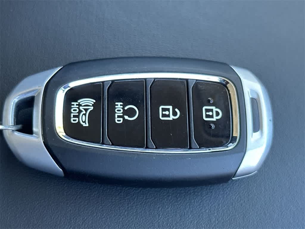 Thumbnail: 2025 Hyundai Venue - 28