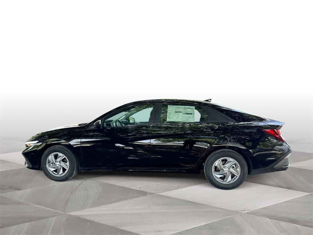 Thumbnail: 2025 Hyundai Elantra - 5