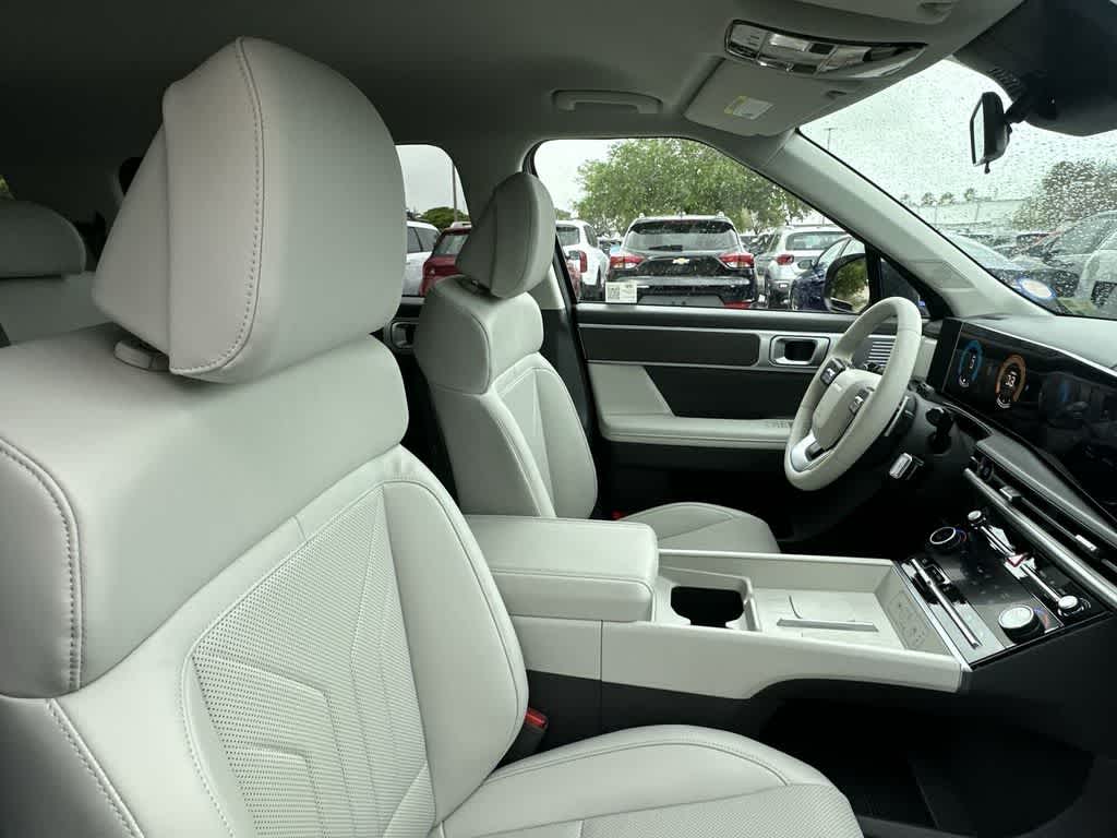 Thumbnail: 2025 Hyundai Santa Fe - 27