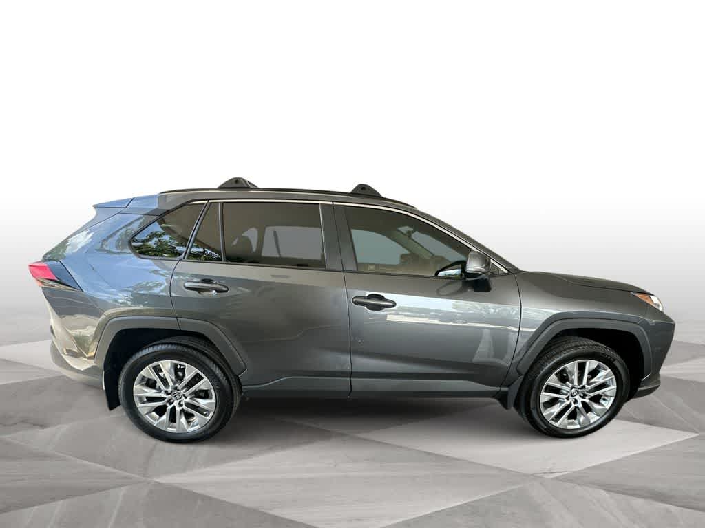 Thumbnail: 2025 Toyota RAV4 - 9