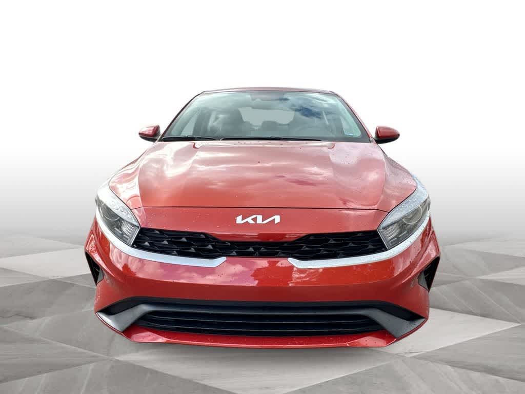 Thumbnail: 2023 Kia Forte - 3