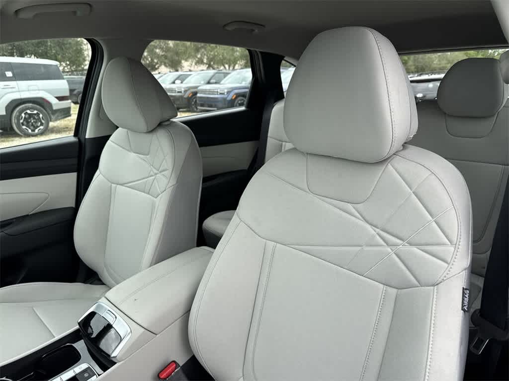 Thumbnail: 2026 Hyundai Tucson - 14