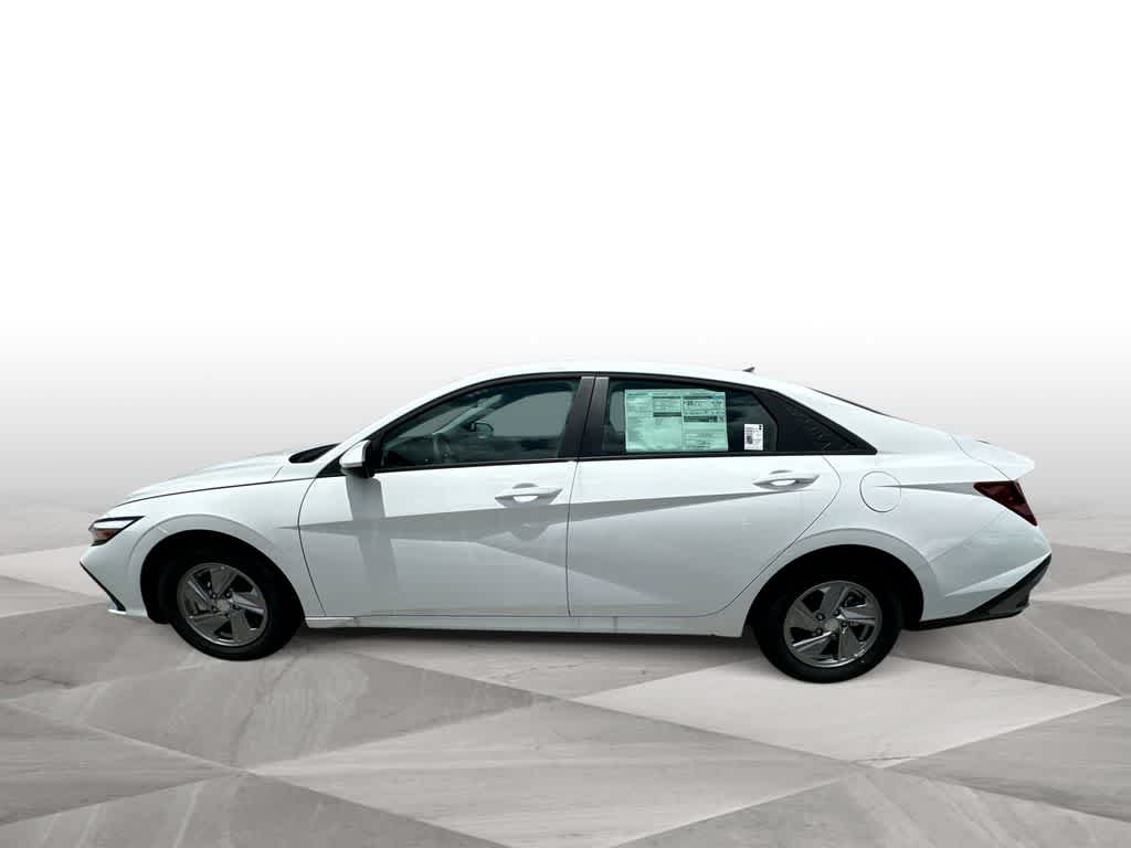 Thumbnail: 2026 Hyundai Elantra - 5