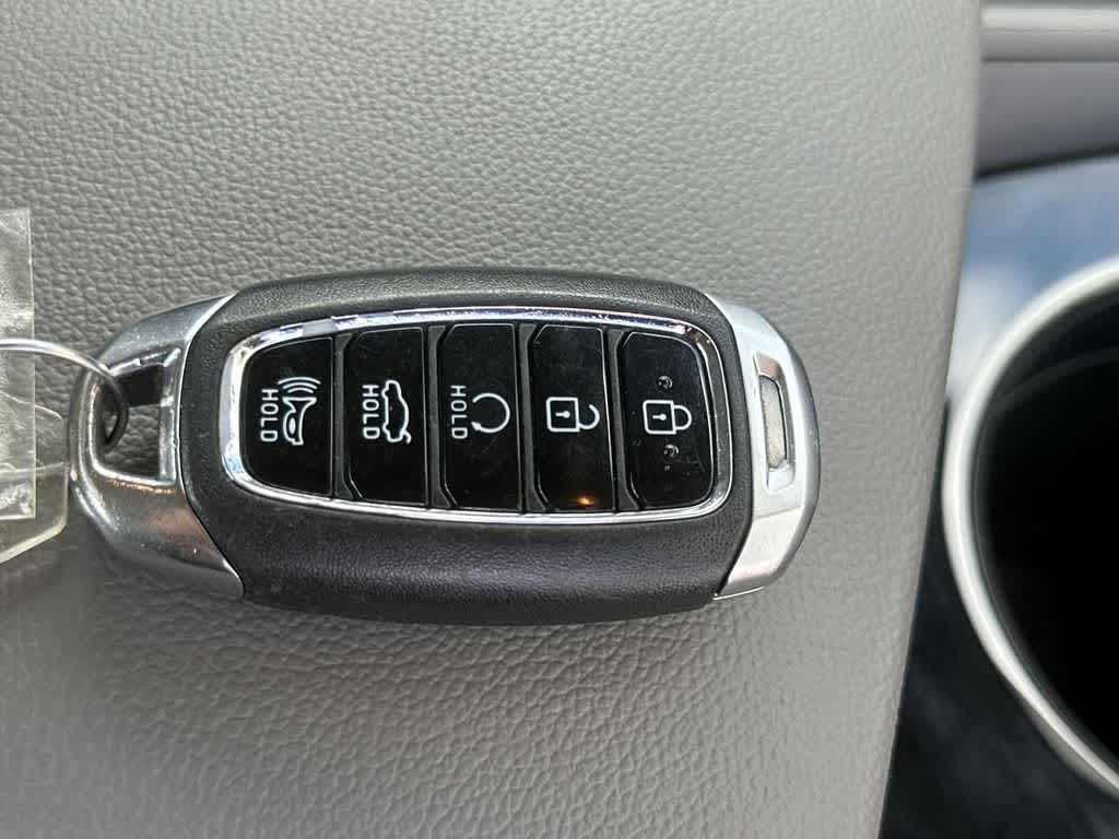 Thumbnail: 2023 Hyundai Elantra - 28