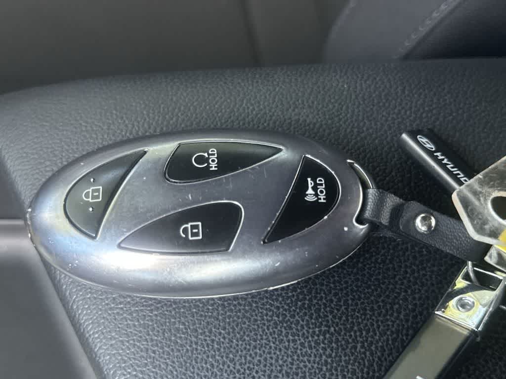 Thumbnail: 2025 Hyundai Elantra - 28
