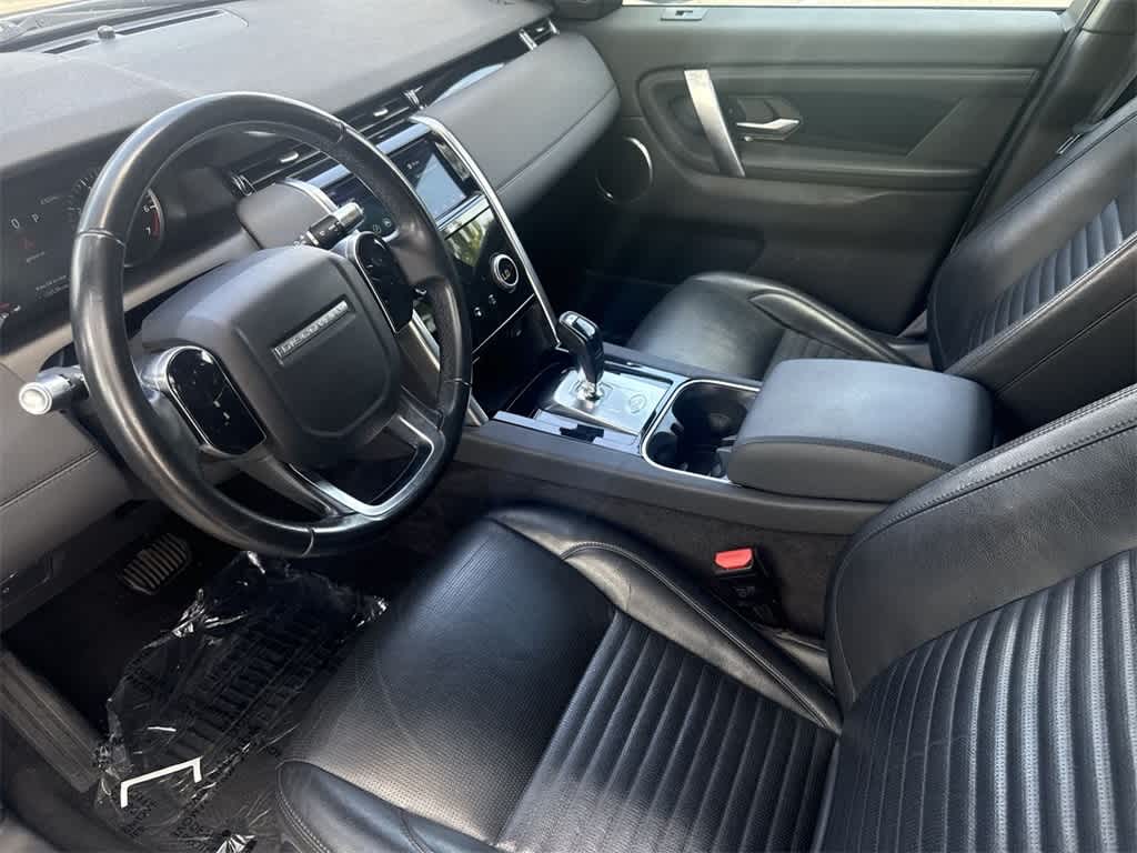 Thumbnail: 2020 Land Rover Discovery Sport - 13