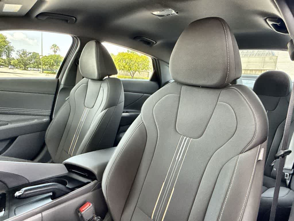Thumbnail: 2026 Hyundai Elantra - 14