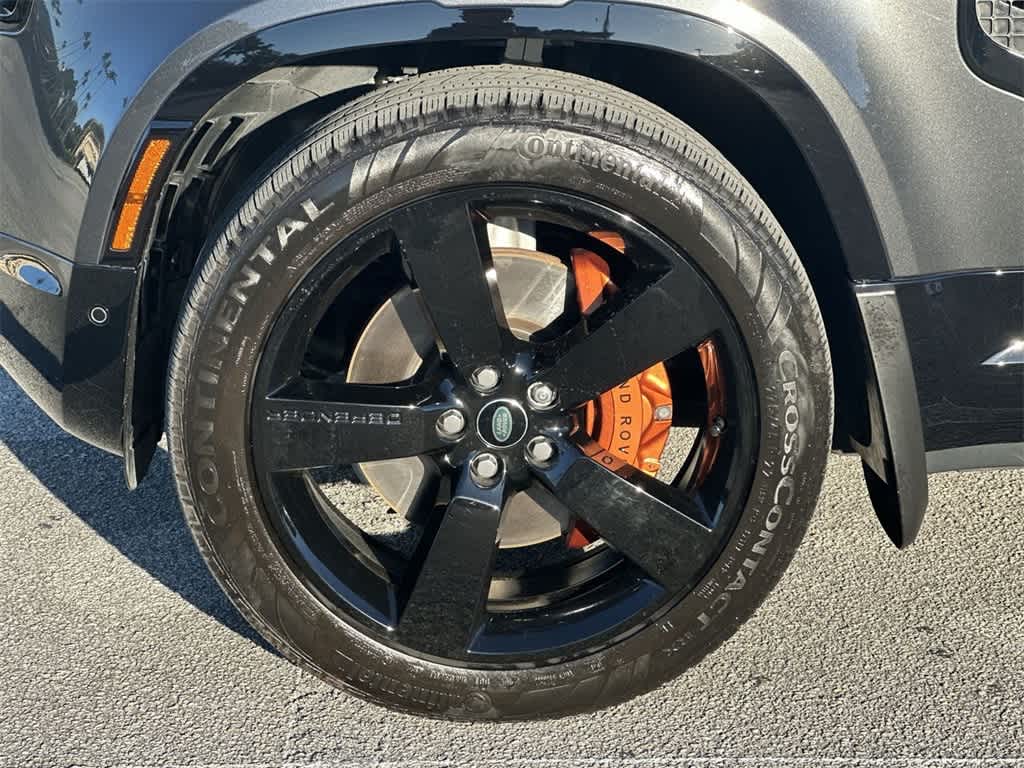 Thumbnail: 2023 Land Rover Defender - 11