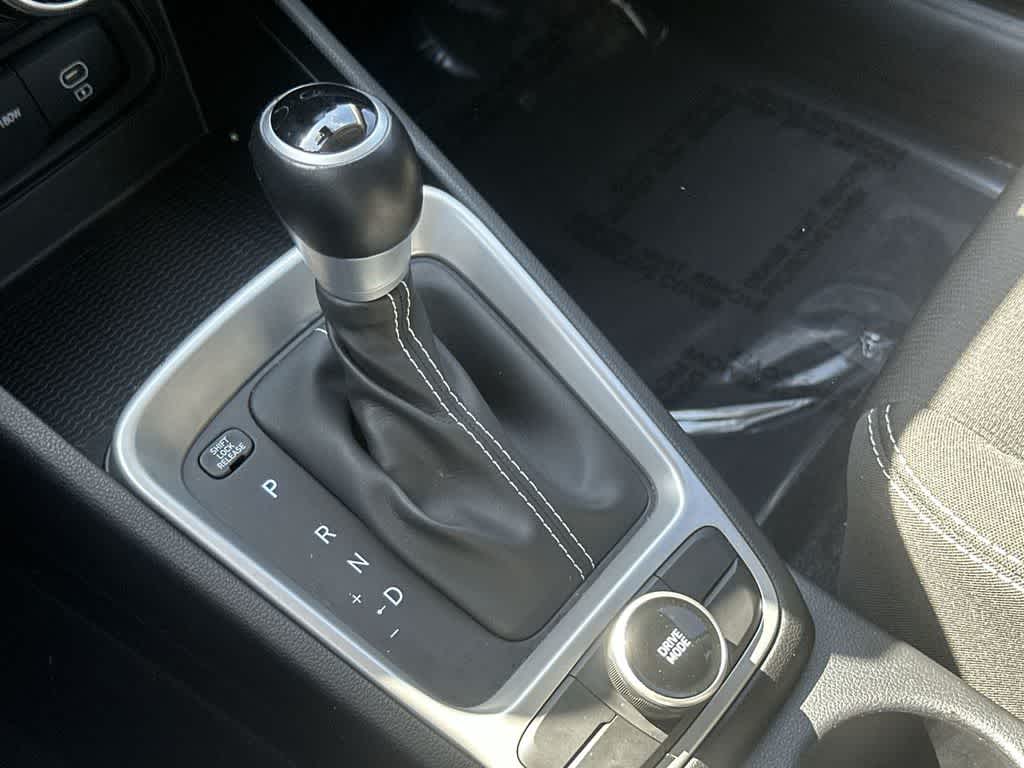 Thumbnail: 2024 Hyundai Venue - 21