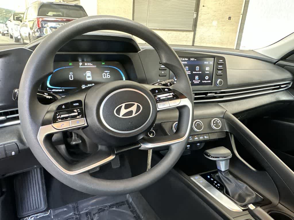 Thumbnail: 2025 Hyundai Elantra - 13