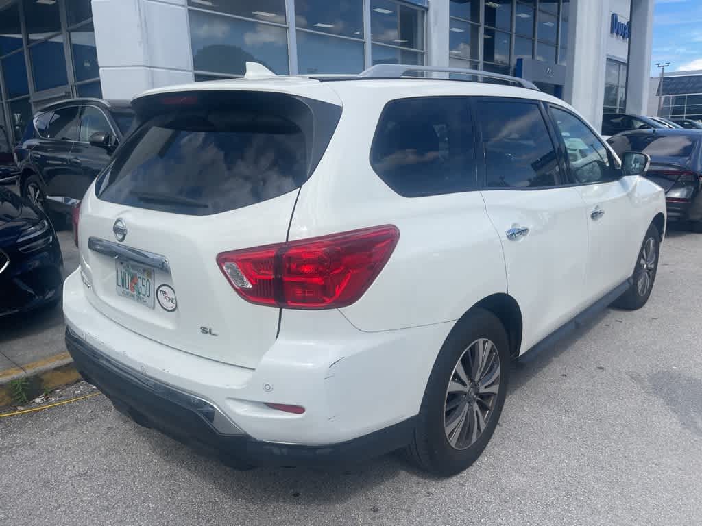 Thumbnail: 2019 Nissan Pathfinder - 4