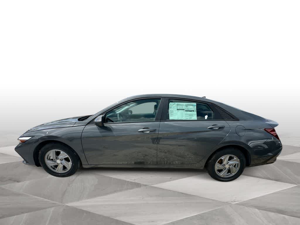 Thumbnail: 2026 Hyundai Elantra - 5