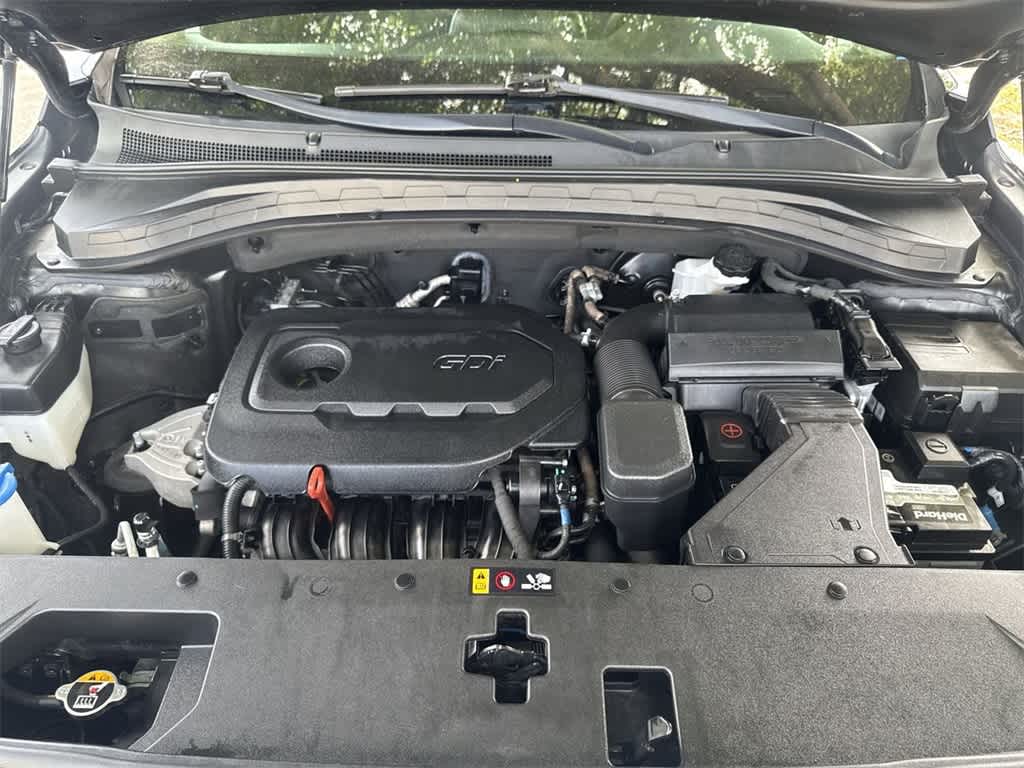2020 Hyundai Santa Fe SE 11