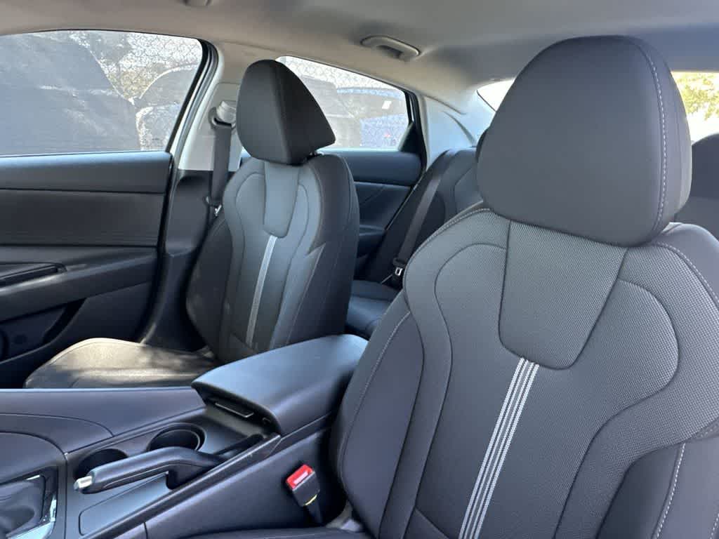 Thumbnail: 2026 Hyundai Elantra - 14