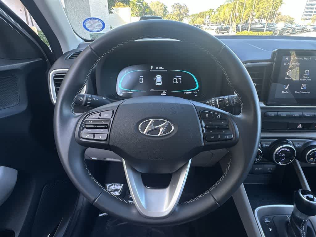 Thumbnail: 2025 Hyundai Venue - 15