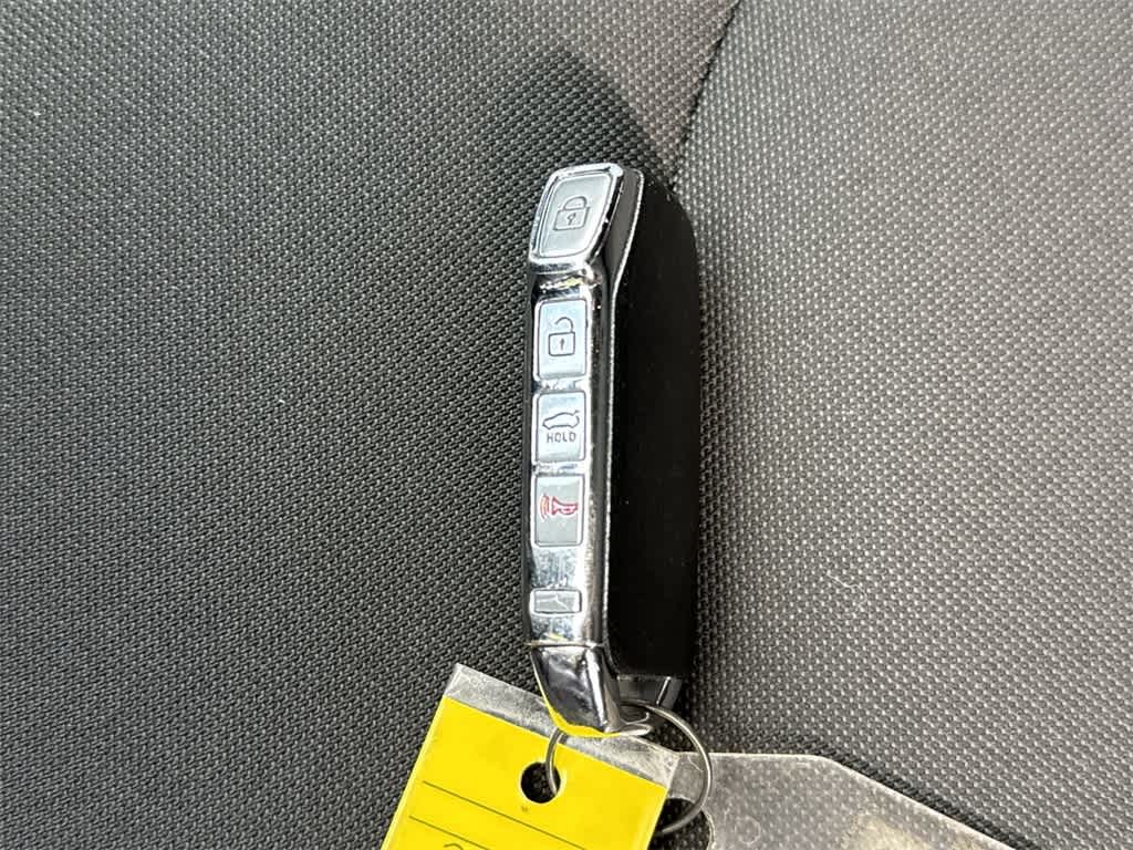 Thumbnail: 2022 Kia Forte - 28