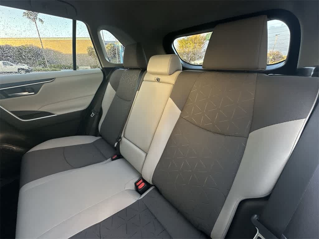 Thumbnail: 2024 Toyota RAV4 - 22