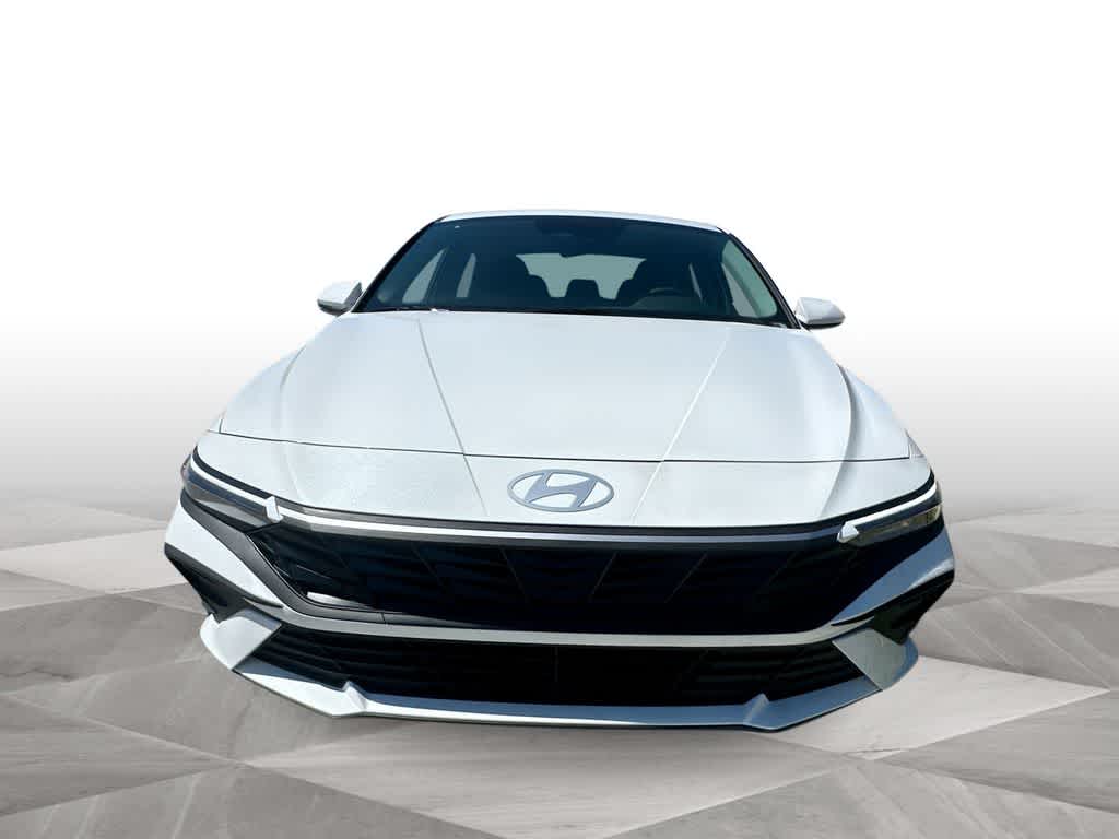 Thumbnail: 2026 Hyundai Elantra - 3