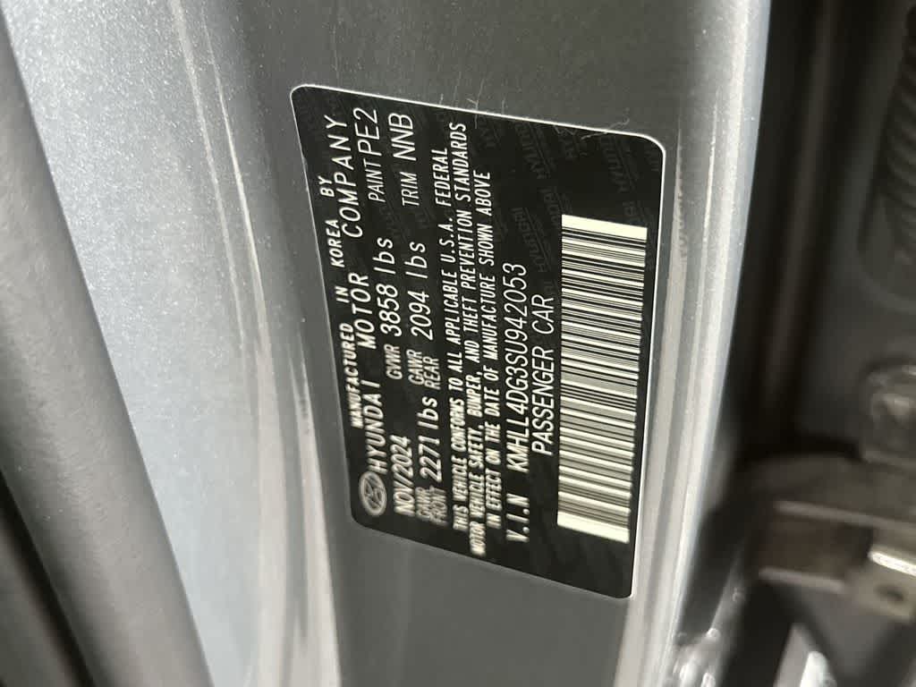 Thumbnail: 2025 Hyundai Elantra - 29