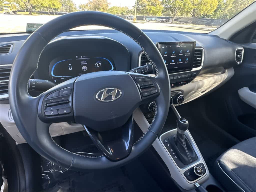 Thumbnail: 2023 Hyundai Venue - 13