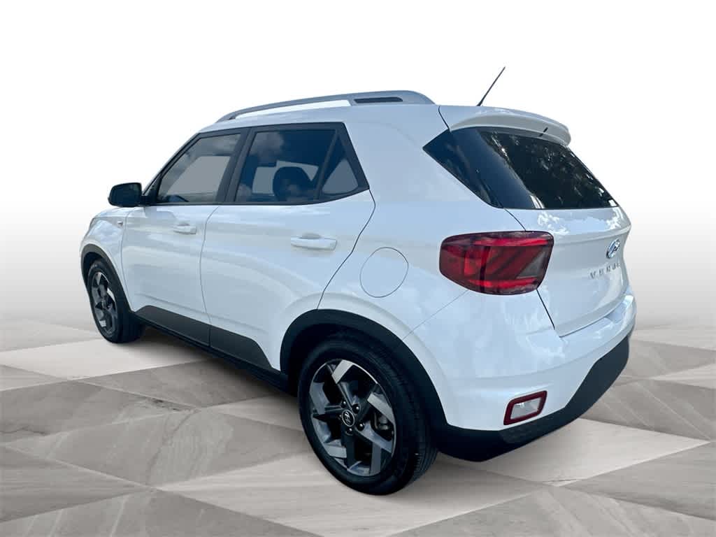 Thumbnail: 2023 Hyundai Venue - 6